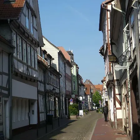 Janus Altstadt-hameln Haus 1 Inklusive Parkplatz Mit Und Ohne Balkon Appartement *